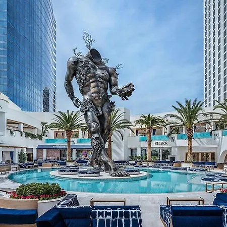Luxury 1Br Palms Strip View Balcony Access 37322 Villa